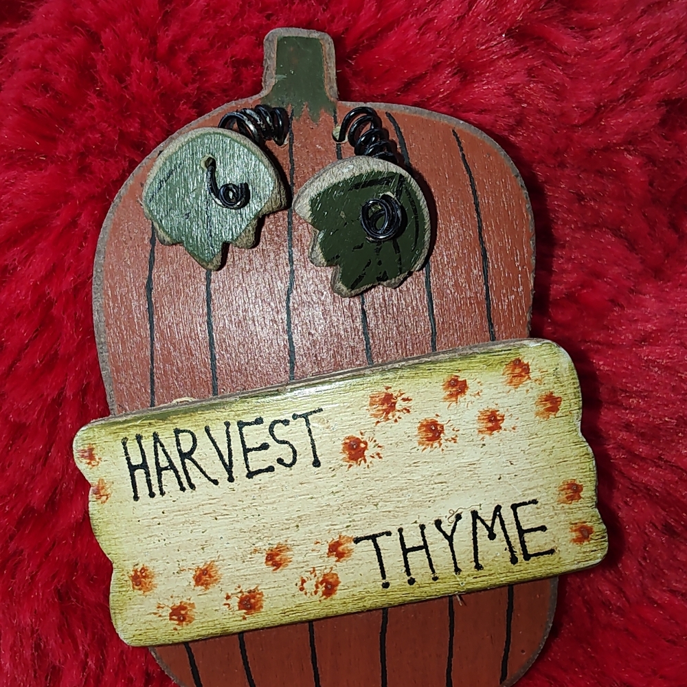 Vintage Harvest Time Wood Pin